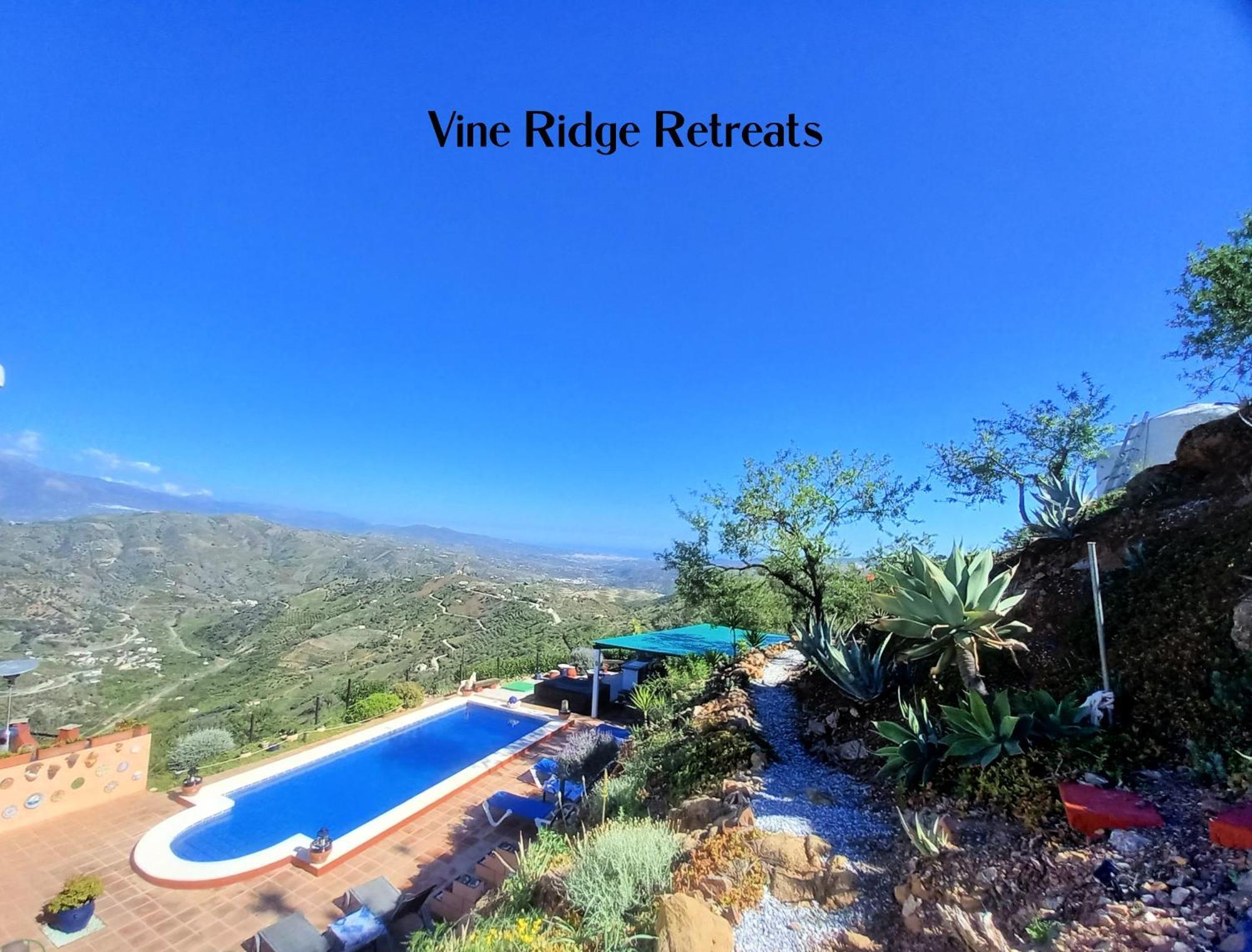 Vine Ridge Studio And Apartment Comares Exterior foto